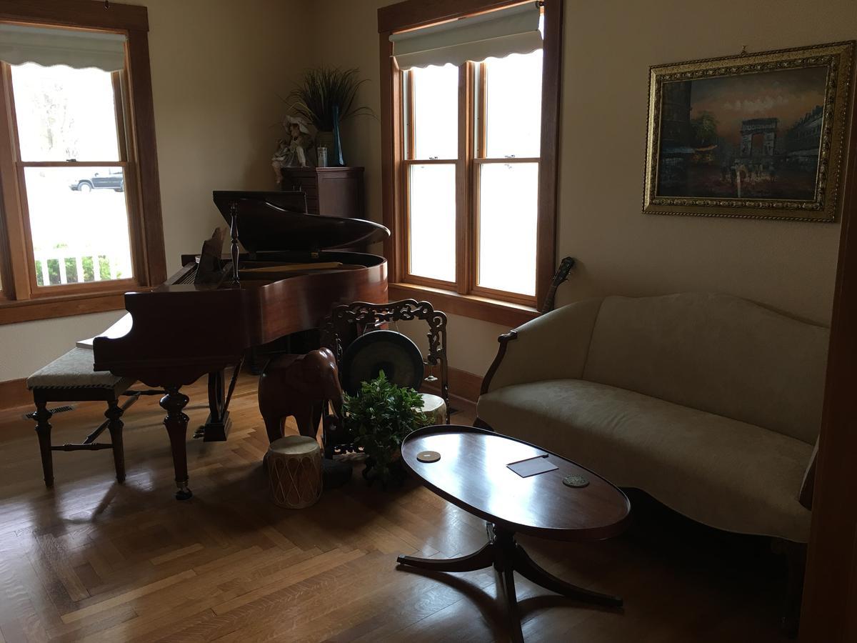 Attwood House Bed And Breakfast Near Manhattan, Ks Randolph Luaran gambar